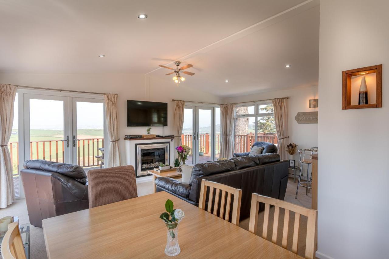 Finest Retreats - Serendipity Lodge Torpoint Eksteriør bilde