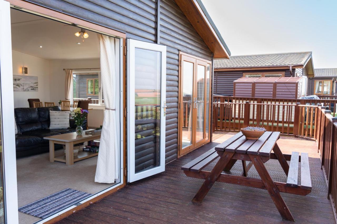 Finest Retreats - Serendipity Lodge Torpoint Eksteriør bilde