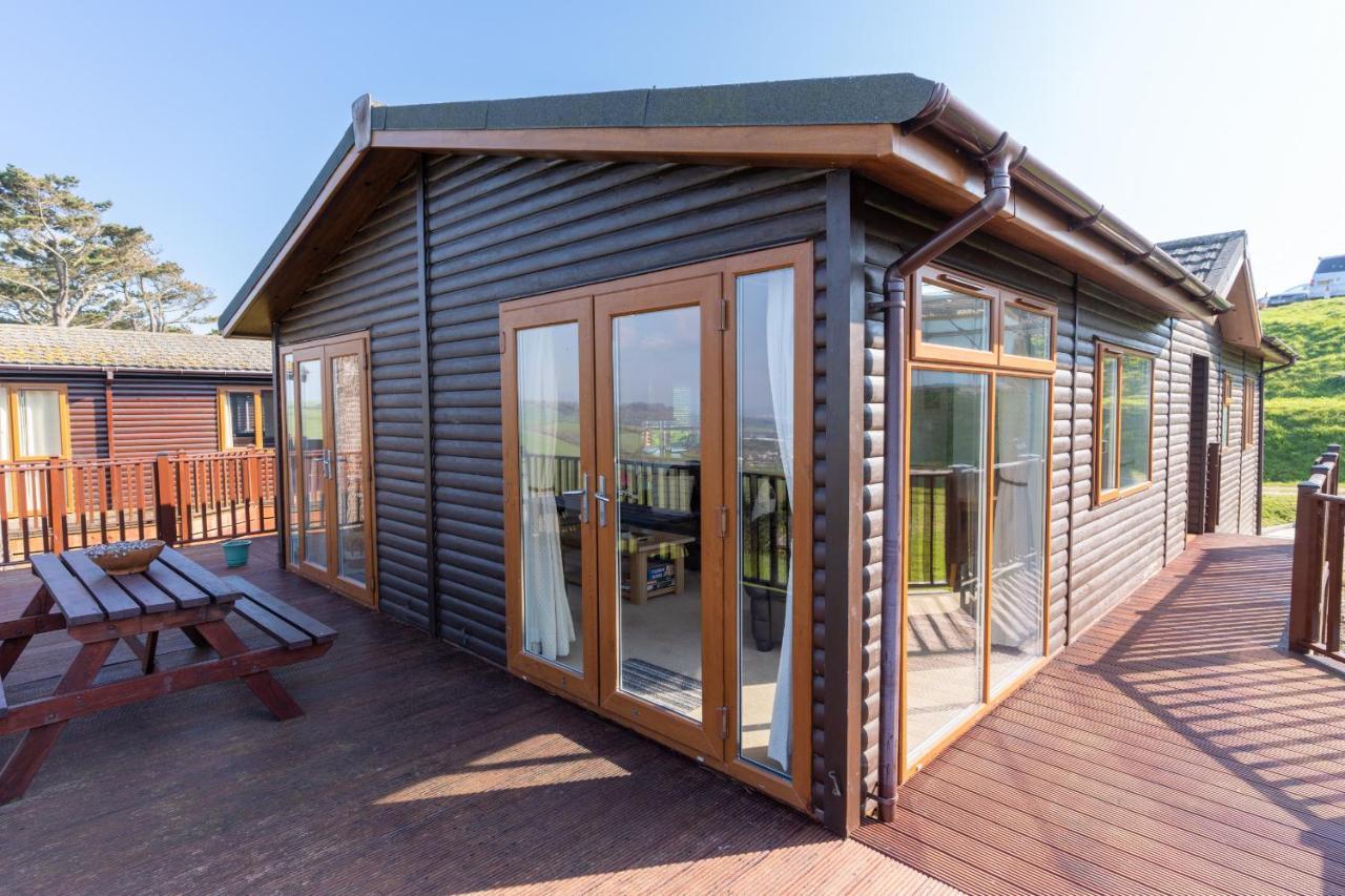 Finest Retreats - Serendipity Lodge Torpoint Eksteriør bilde